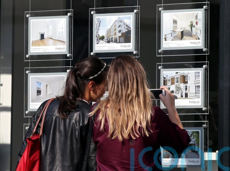 House price growth ground to a halt in October, say surveyors