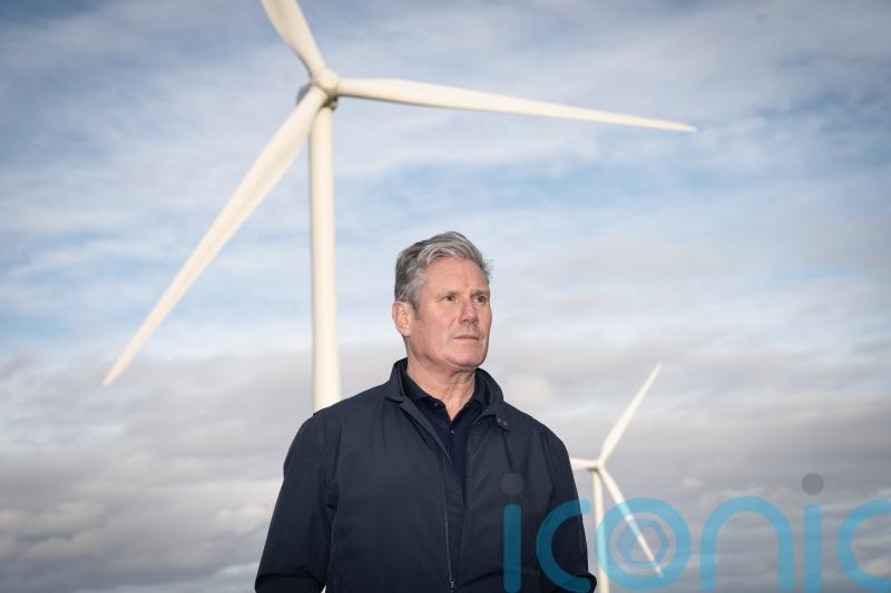 Starmer: Labour would lift ban on new onshore wind farms