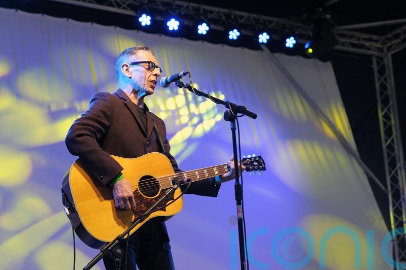 Scottish singer-songwriter Rab Noakes dies aged 75
