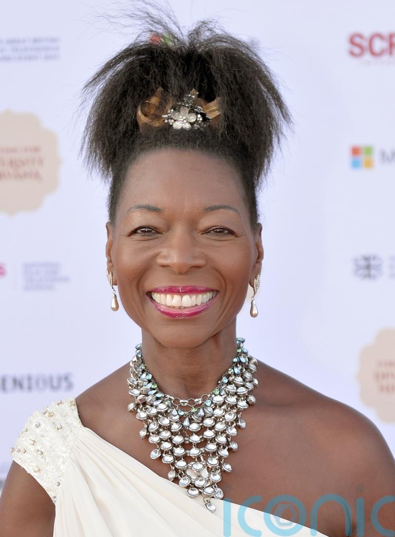 Six leading national figures named as members of the Order of Merit