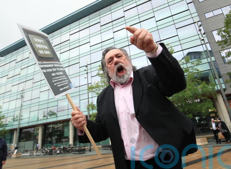 Ricky Tomlinson urges Government to keep triple lock to save pensioners