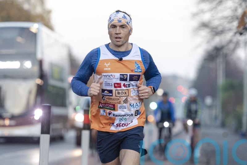 Craig Lidster happy to help Kevin Sinfield’s ‘7 in 7’ charity challenge
