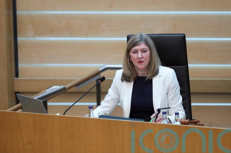 Presiding Officer apologises on behalf of Scottish Parliament after scarf row