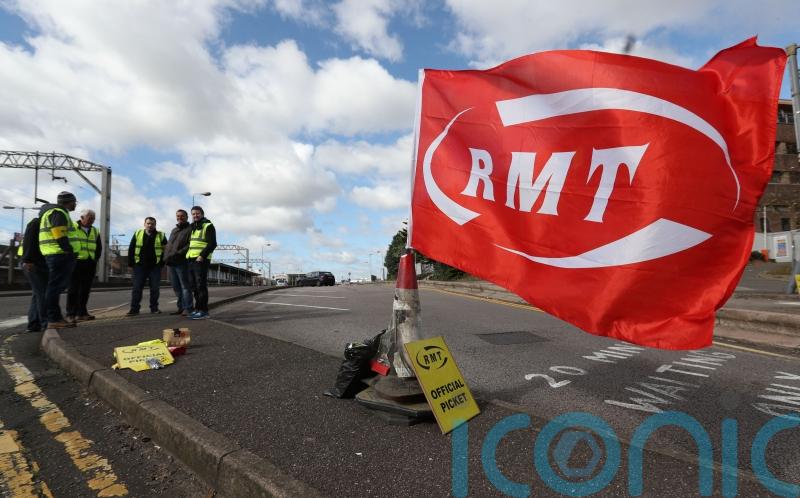 RMT members vote to continue taking industrial action
