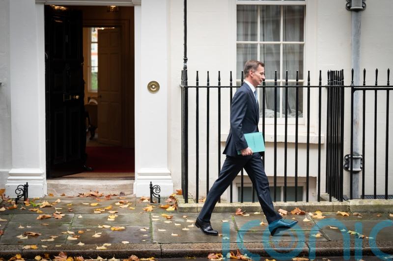 Economy set to shrink by 2% as Government debt to soar £400bn higher – OBR