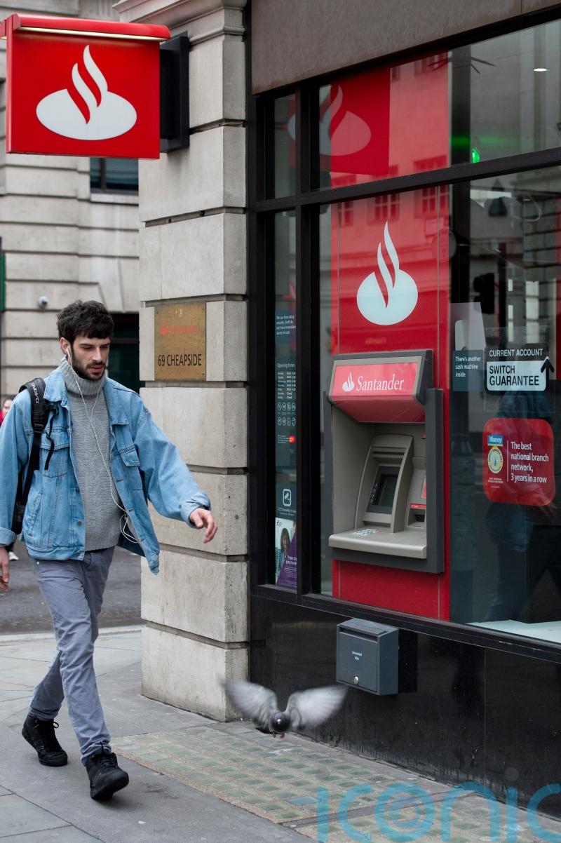 Santander unveils new current account with cashback and linked savings interest