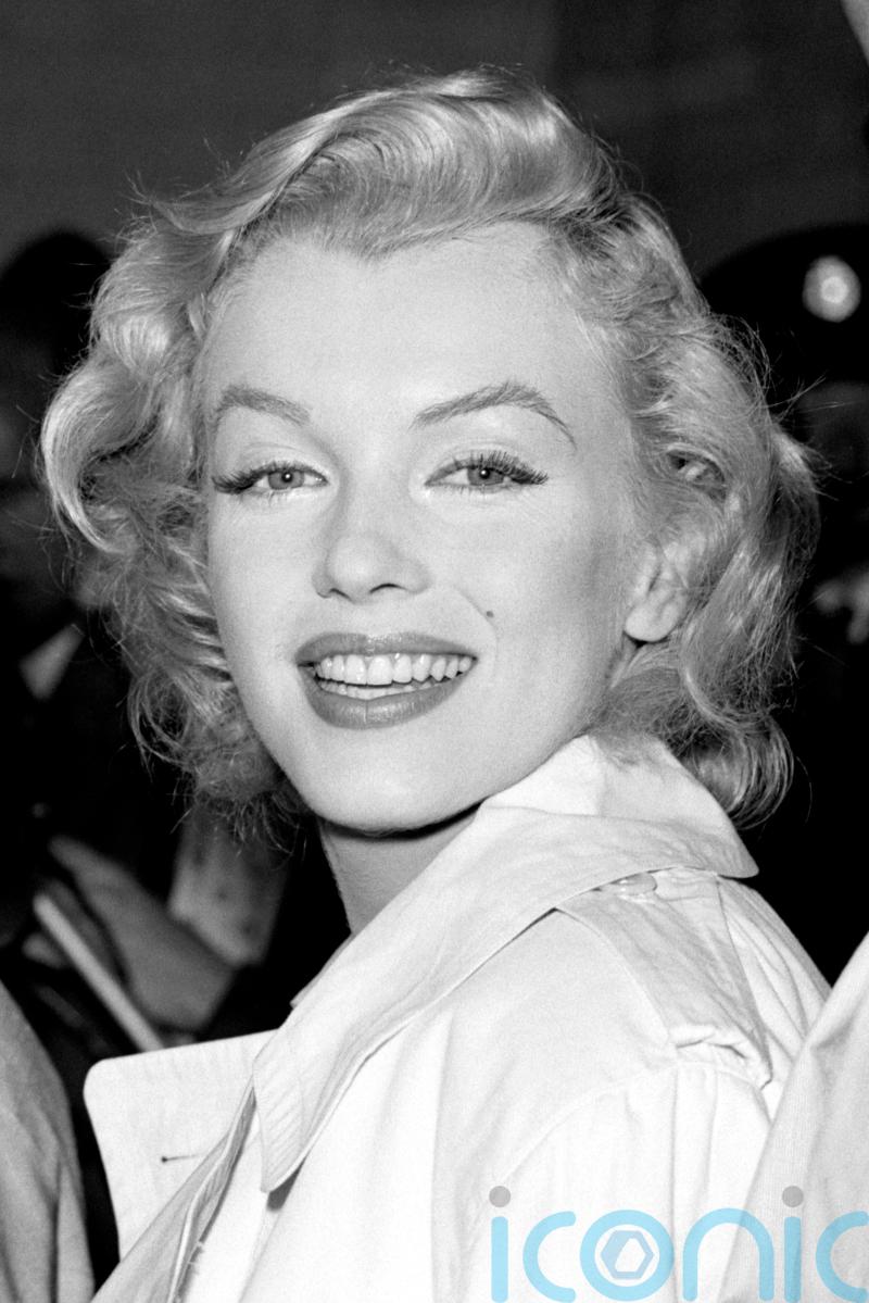 Get-well card to Marilyn Monroe from estranged father forms part of US auction