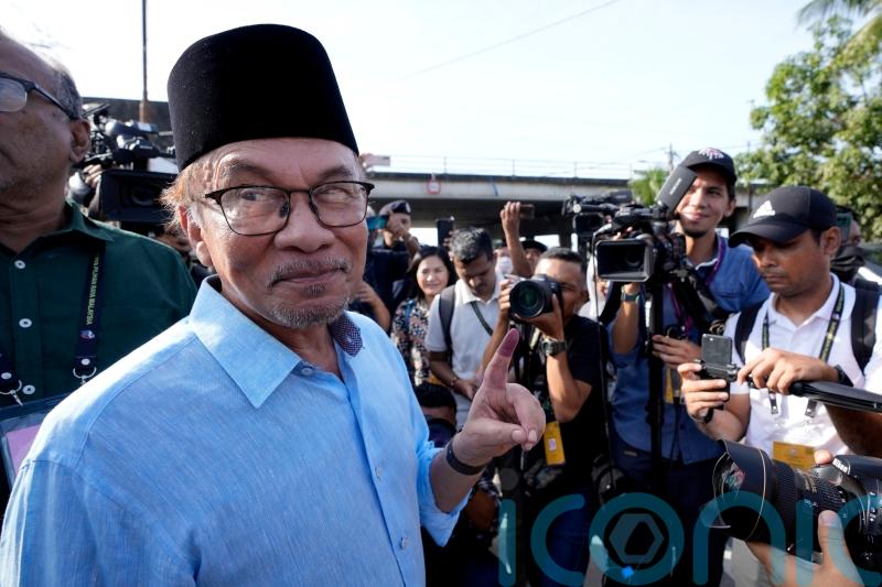 Malaysia’s king names reformist leader Anwar Ibrahim prime minister