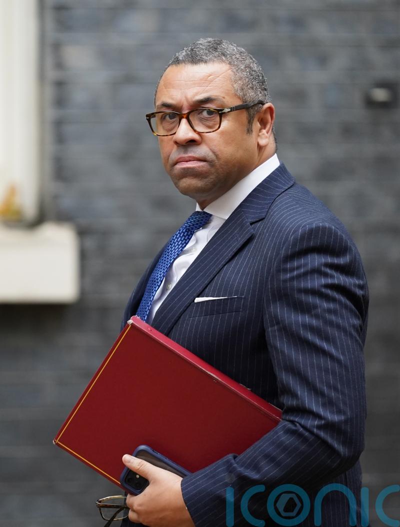 UK sanctions Russian officials who enlisted criminals to fight in Ukraine