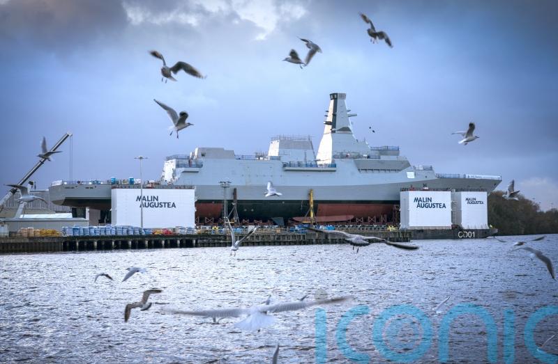 HMS Glasgow takes to water for first time