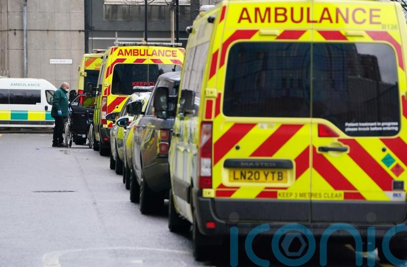 Nearly one in three ambulance patients waiting at least 30 minutes for A&E handover