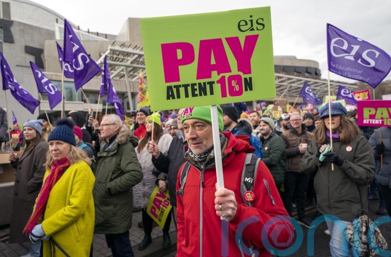 Sturgeon: Pay offer to teachers was fair and on par with other council workers