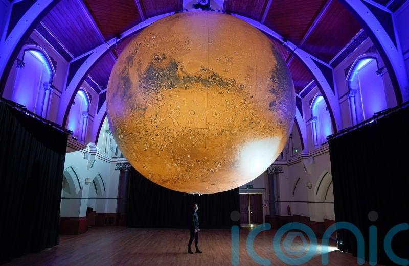 Mars mega-tsunami may have been caused by asteroid strike, study suggests