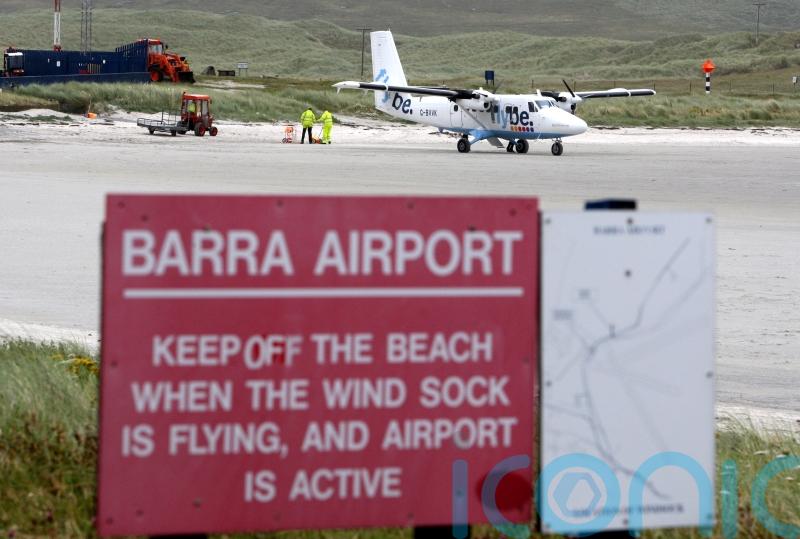 Airport workers announce pre-Christmas strike dates