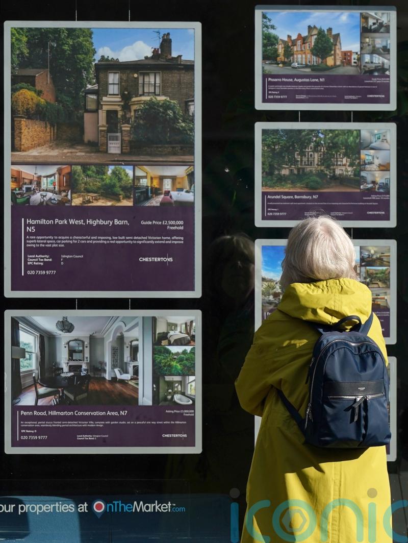 Demand for rental homes pushes upwards as house sales market slows