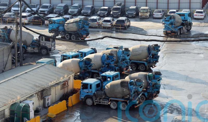 South Korea increases back-to-work orders on thousands of striking truckers