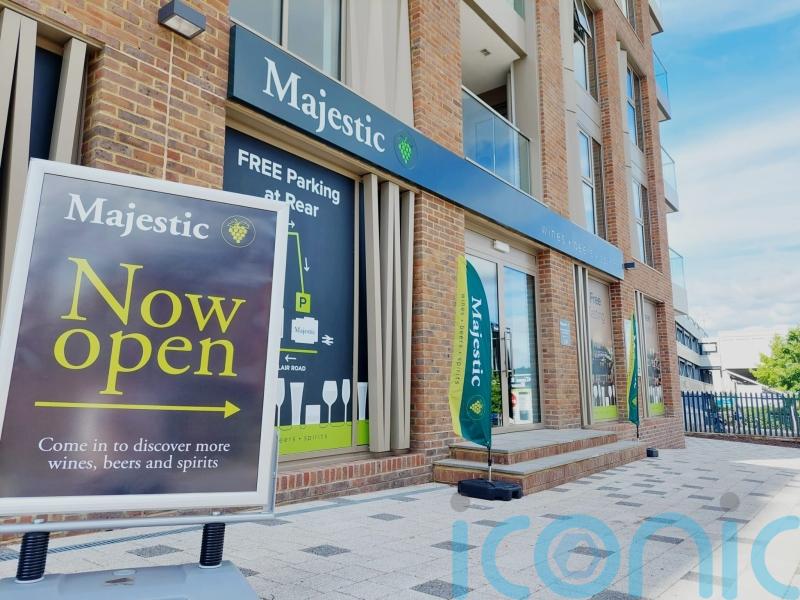 Majestic freezes prices for pubs, restaurants and bars