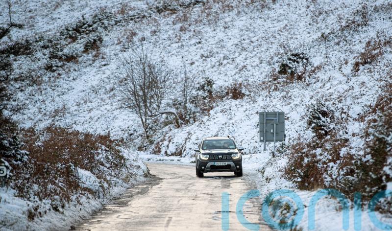 Thousands across Scotland without power as temperatures plummet