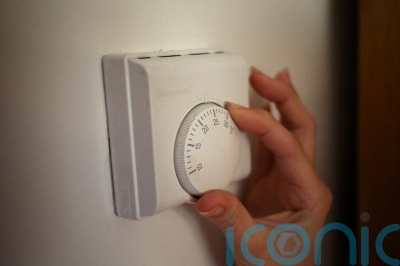 New winter heating benefit moves away from ‘unjust’ system, minister insists
