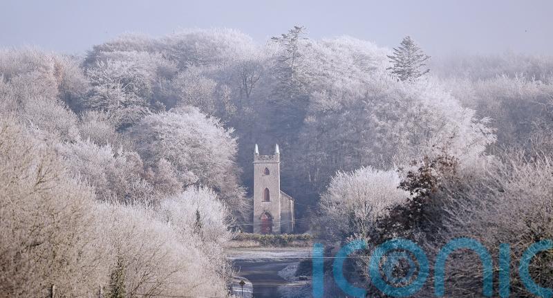 Cold and ice warnings before blizzards sweep in, forecasters warn