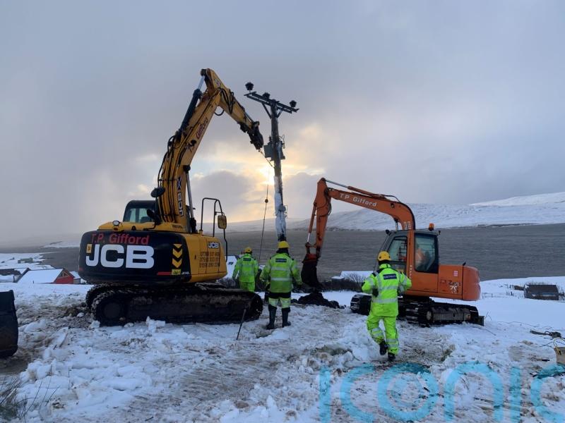 Around 350 homes suffer sixth day without power