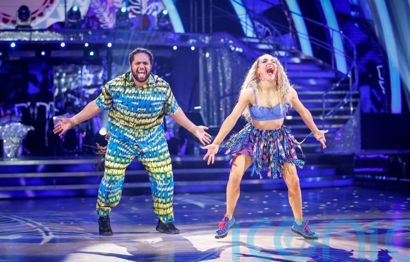 Hamza Yassin and Jowita Przystal win Strictly Come Dancing 2022