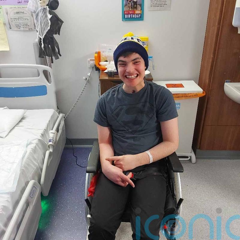 Dad preparing for very different Christmas a year after car accident left his teen son with a devastating brain injury