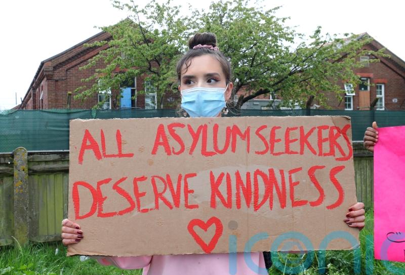 SNP MP urges support for Bill to allow asylum seekers to work