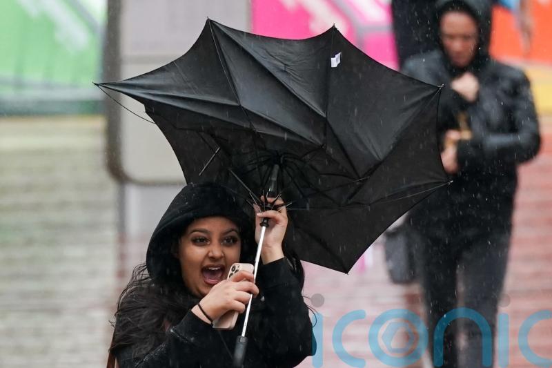 Wet and windy weather expected to continue over new year weekend
