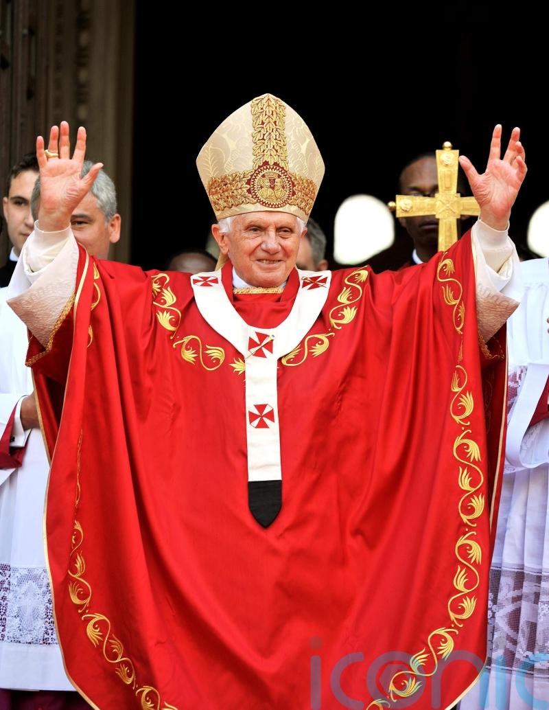 Tributes paid to ‘great theologian’ Pope Emeritus Benedict XVI after his death