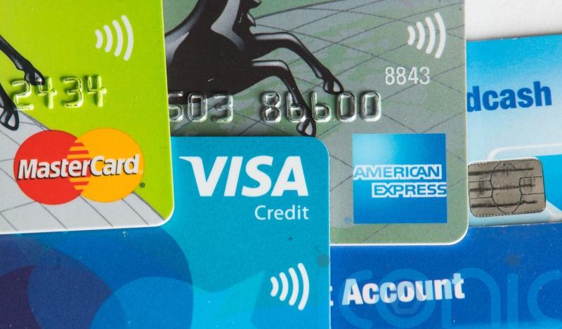 Jump in credit card borrowing due to higher prices and approach of Christmas