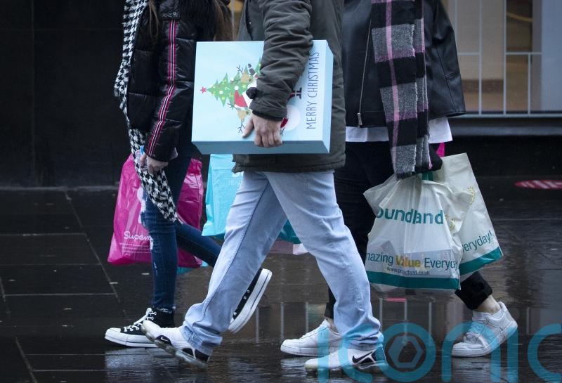 ‘Encouraging’ rise in shopper footfall in December, says trade body