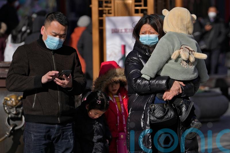 China records first population decline in decades