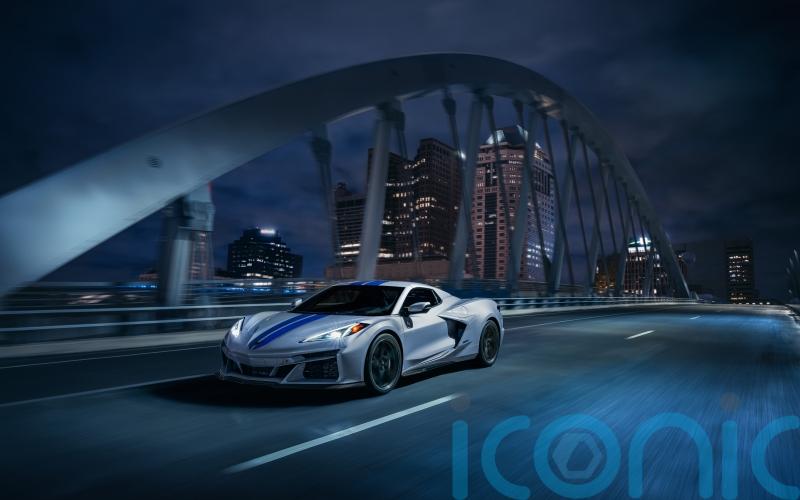 Corvette E-Ray revealed as firm’s first electrified model