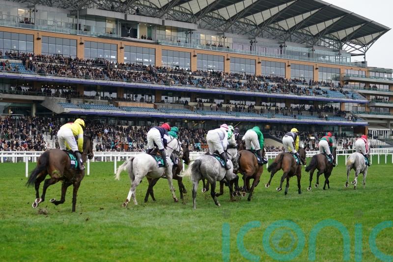 Forecast leaves ‘challenges’ ahead for Ascot’s weekend fixture