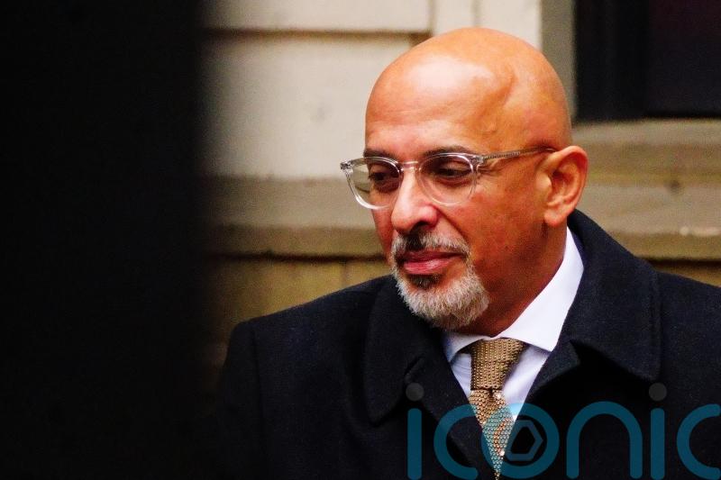 Under-fire ministers should stand aside during ethics probes, says Tory peer