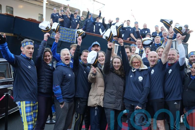 Katherine Grainger among rowers to smash thousands of metres for Doddie charity