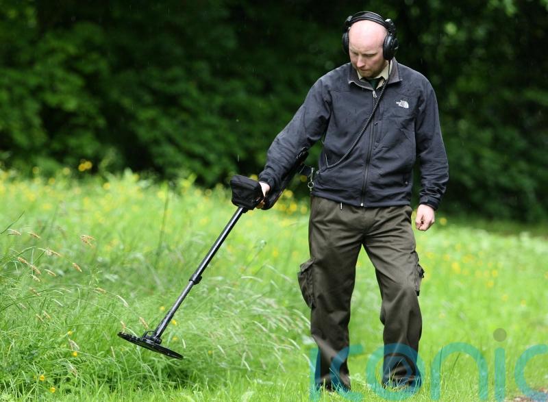 First-time metal detectorist tells of panic after finding WWI mortar bomb