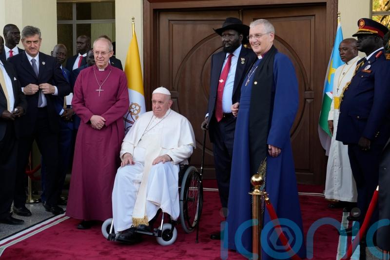 Pope lands in South Sudan to urge peace as fighting kills 27