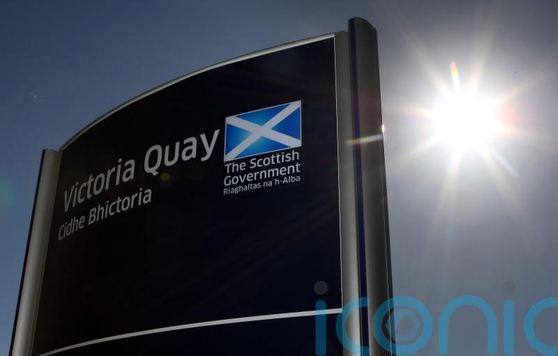 Search for man who ‘fell into water’ in Edinburgh
