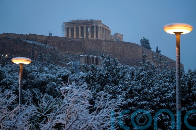 Disruption across Greece as snowfall reaches Acropolis
