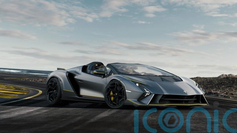 Lamborghini bids V12 engine farewell with pair of new supercars