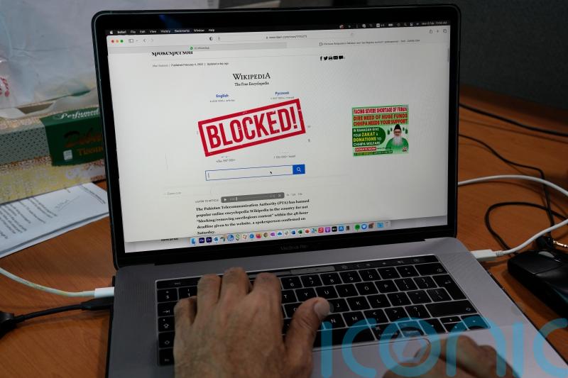 Pakistan PM Shahbaz Sharif orders lifting of country’s ban on Wikipedia