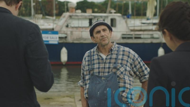Phil Daniels and Samantha Spiro to appear in Death In Paradise spin-off