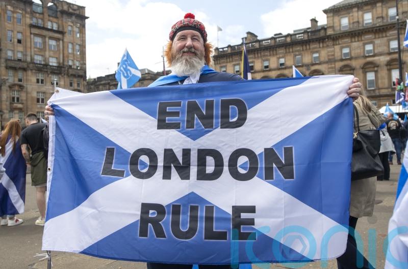 De facto referendum will not secure Scottish independence, warns SNP MP