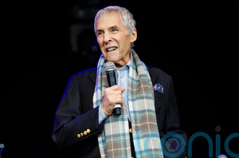 Burt Bacharach’s death ‘like losing a family member’, says Dionne Warwick