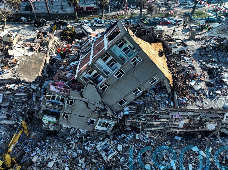 Appeal to help earthquake victims in Turkey and Syria raises £32m in 24 hours