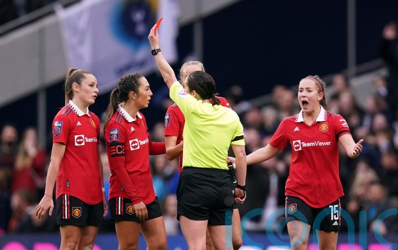 Ella Toone sent off as Manchester United return to top of Women&rsquo;s Super League