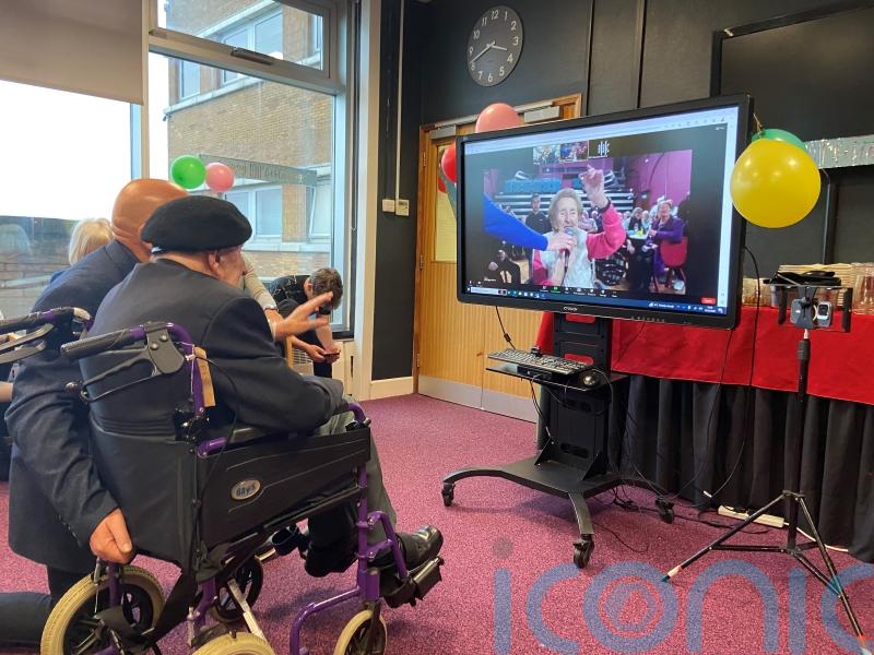 Two Second World War veterans celebrate their 100th birthdays together over Zoom
