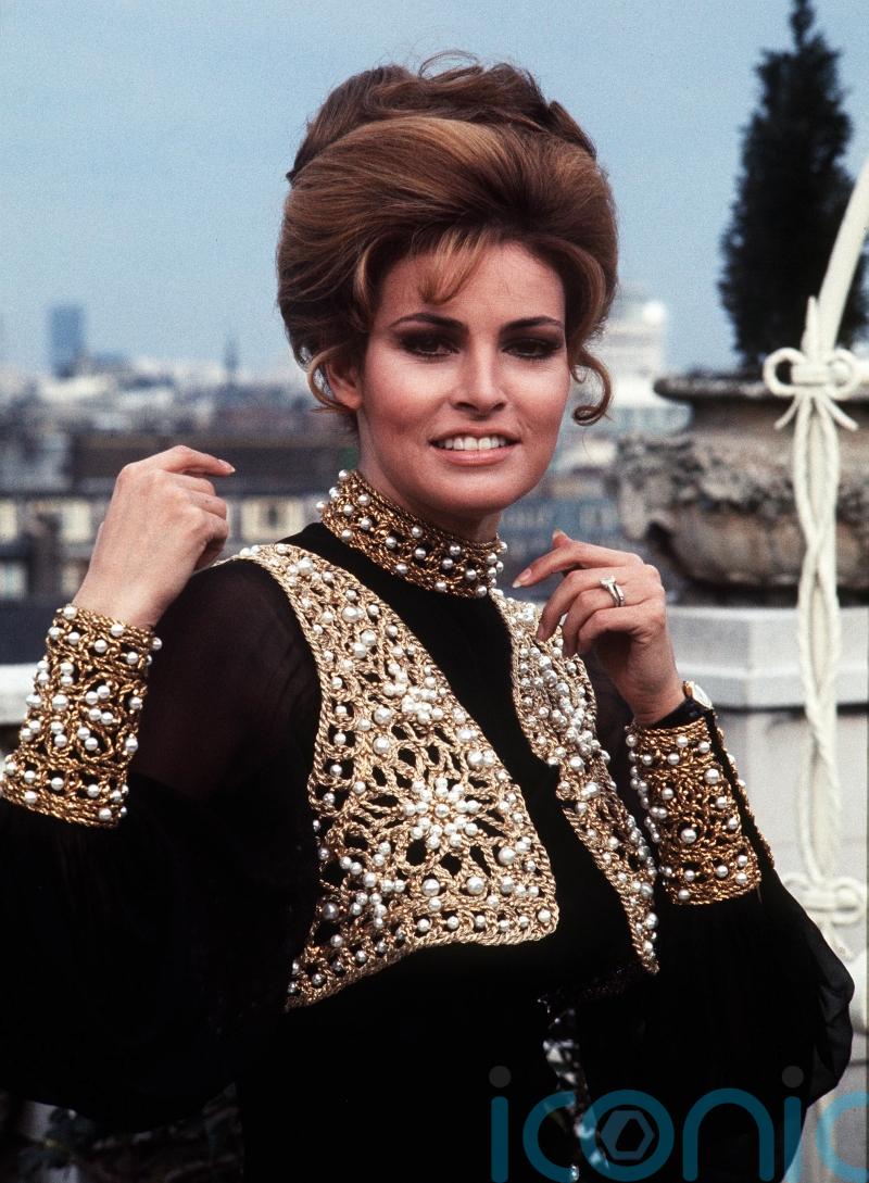 Hollywood star and ‘legendary bombshell’ Raquel Welch dies at the age of 82